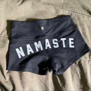 Spiritual Gangster Namaste shorts XS